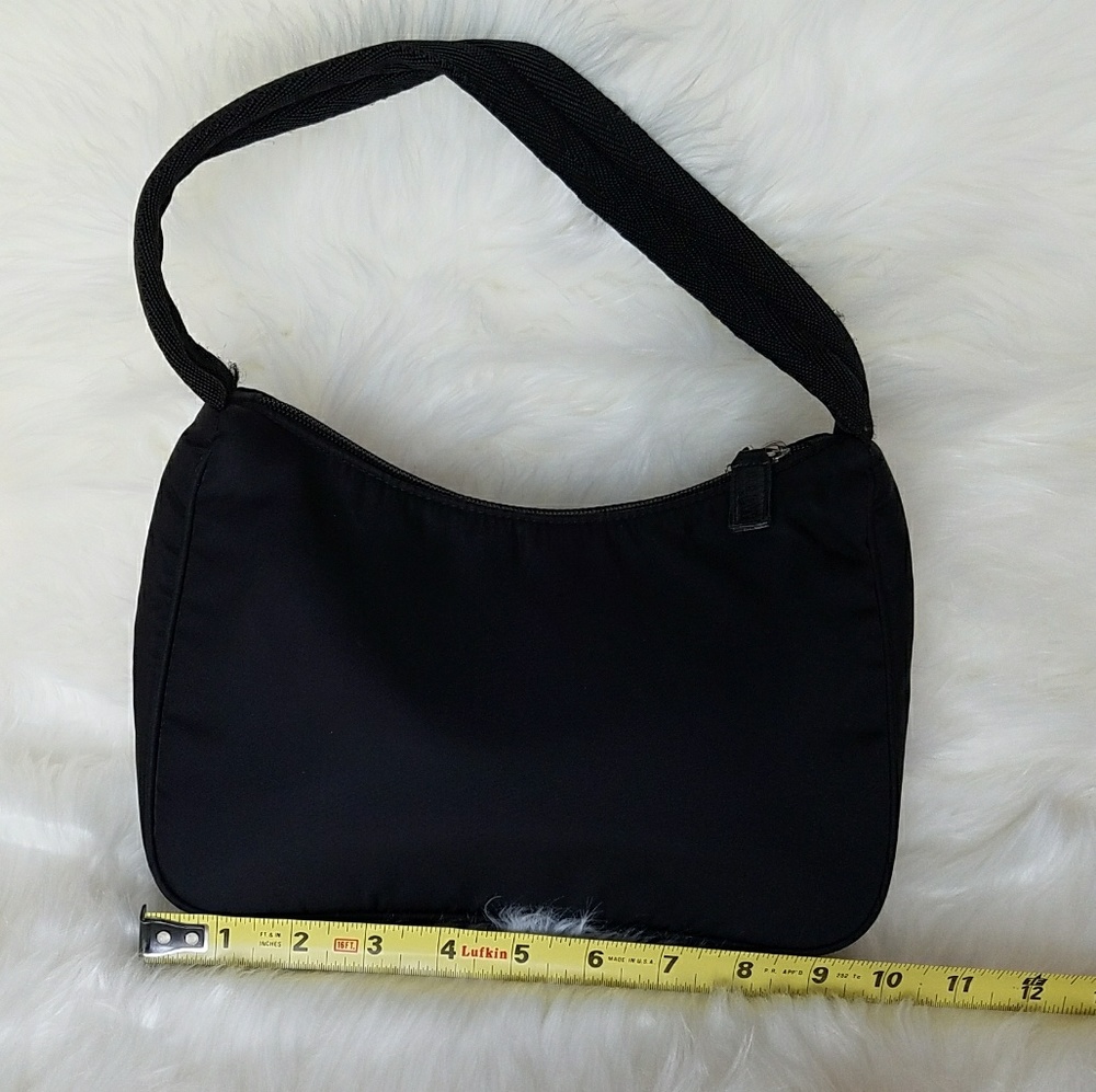Nylon short strap purse